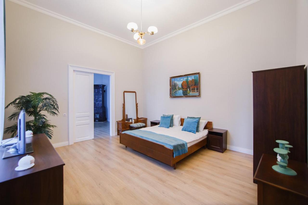 Retro City Center Home Oradea Luaran gambar