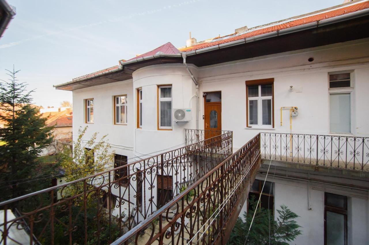 Retro City Center Home Oradea Luaran gambar